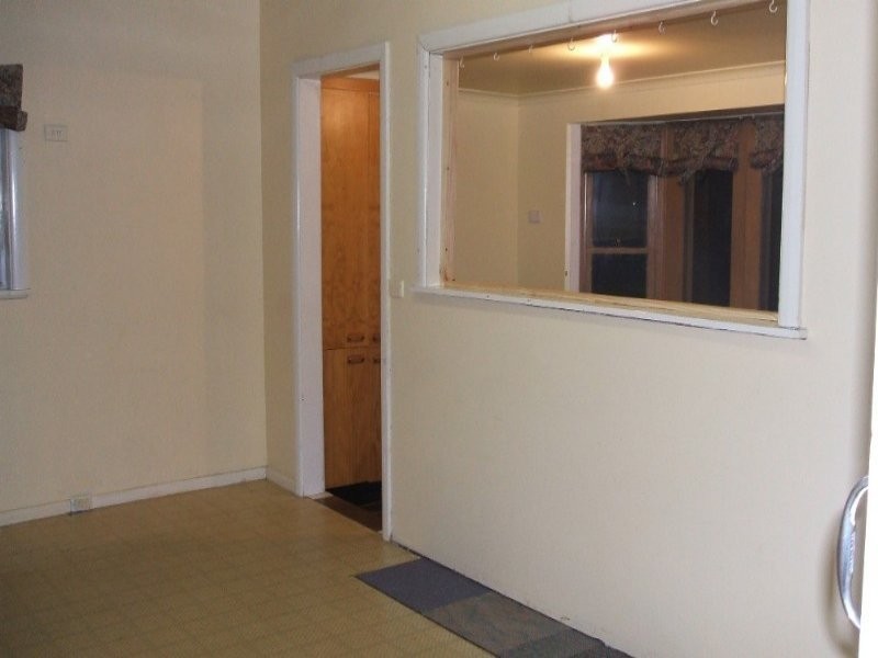 13 Brooks St, Bright VIC 3741