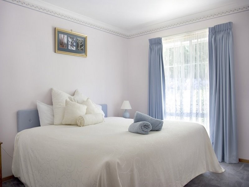 5 Iaria’s lane, Bright VIC 3741