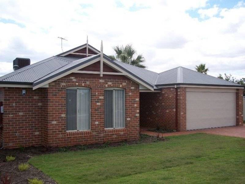 14 Swifts Court, Rockingham WA 6168