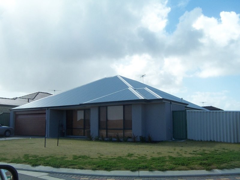 28 Athens Entrance, Port Kennedy WA 6172