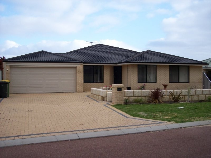 61 Chelmsford Avenue, Port Kennedy WA 6172