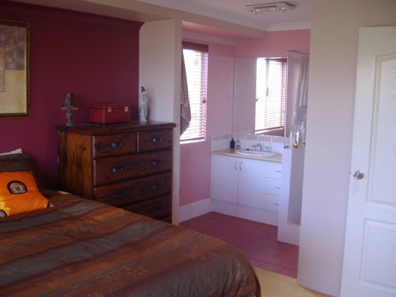 10 Dunns Way, Port Kennedy WA 6172