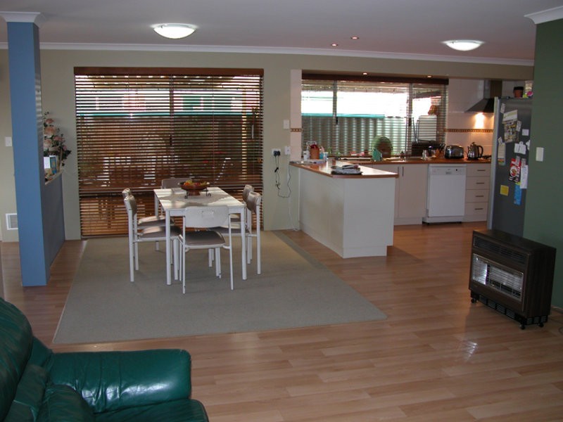 10 Dunns way, Port Kennedy WA 6172