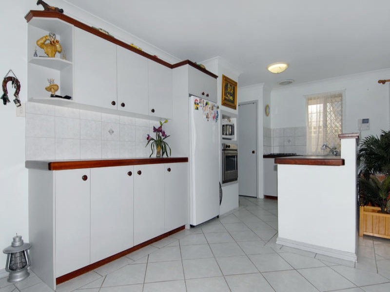 1 Lille Lane, Port Kennedy WA 6172