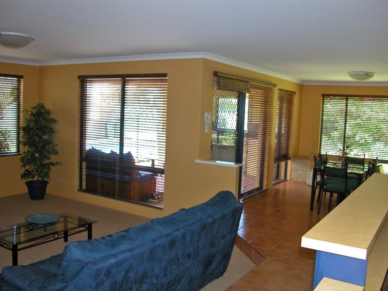 14 Calais Vista, Port Kennedy WA 6172
