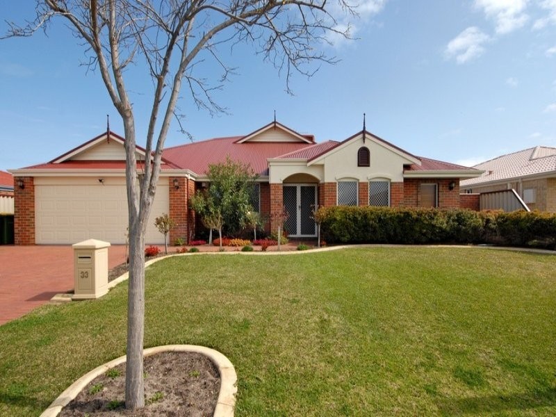 33 Trevino Drive, Port Kennedy WA 6172
