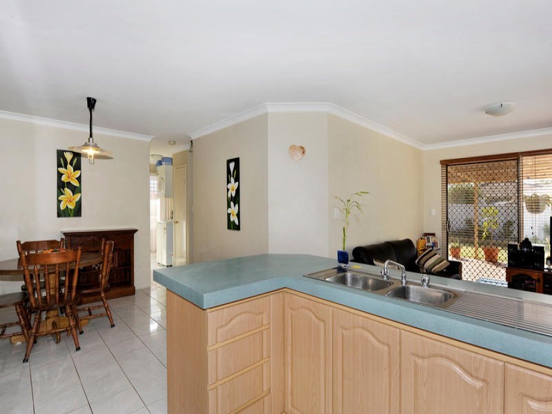 6 Mulloway Place, Warnbro WA 6169