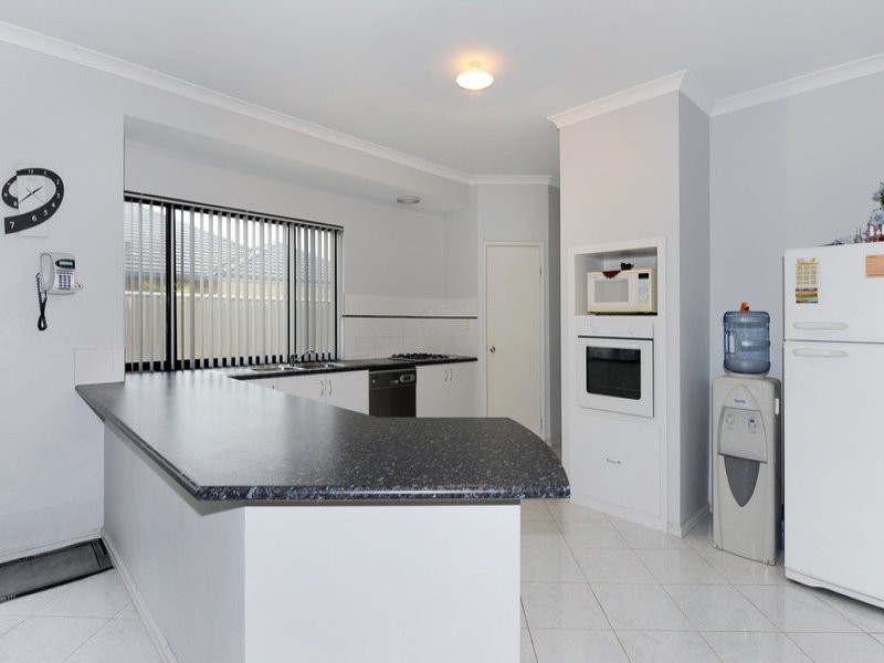 3 Langston Close, Port Kennedy WA 6172