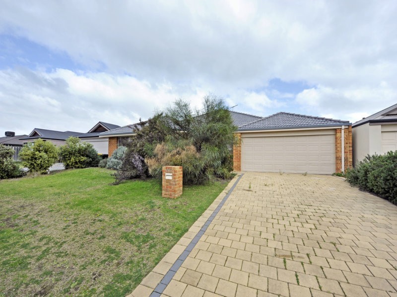 46 Ritchie Drive, Rockingham WA 6168