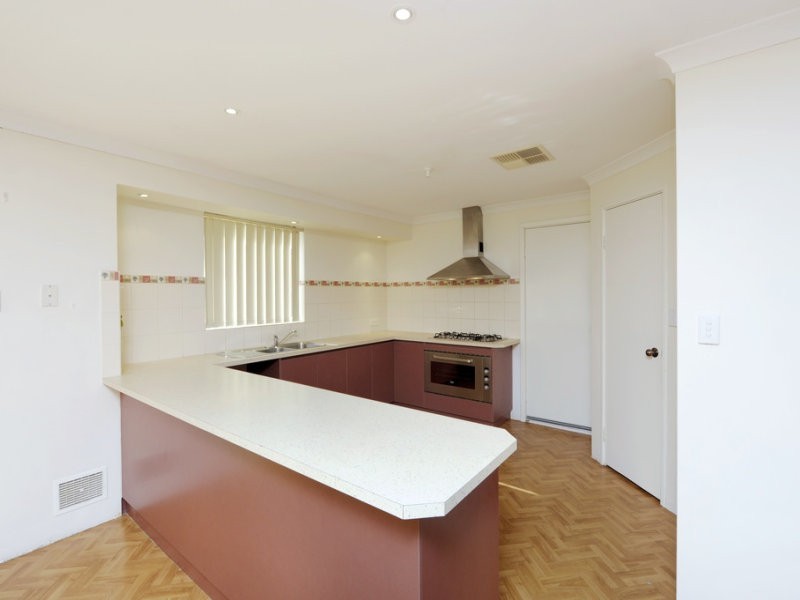 46 Ritchie Drive, Rockingham WA 6168