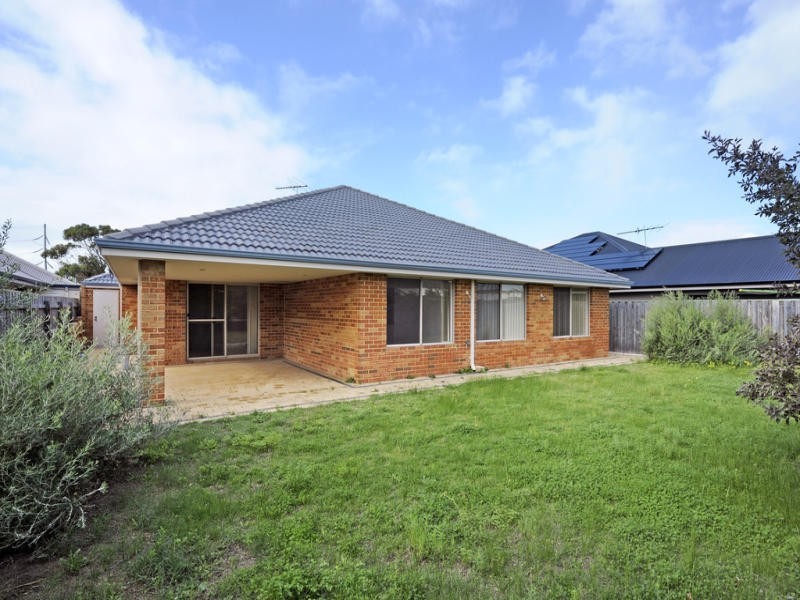 46 Ritchie Drive, Rockingham WA 6168