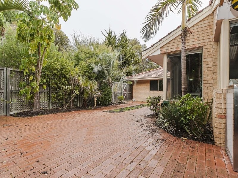 2 Hopevale Place, Erskine WA 6210