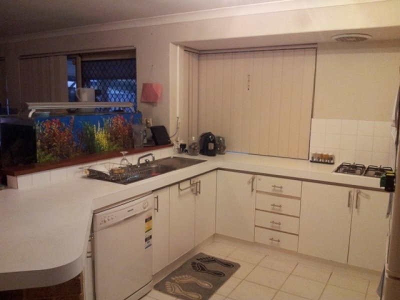 8 Oceanic Crt, Port Kennedy WA 6172