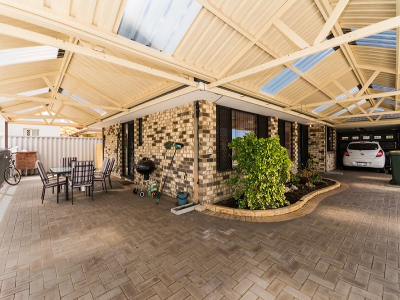 16 Mayflower Close, Port Kennedy WA 6172