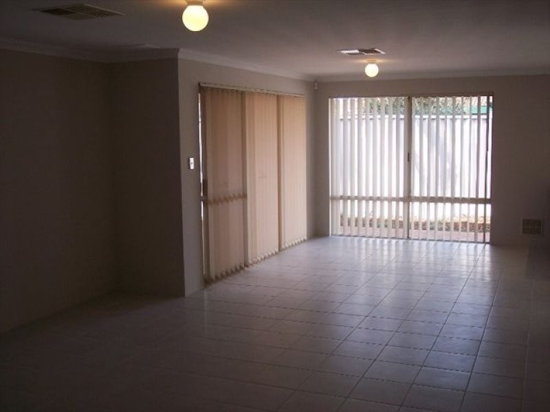 14 Swifts Court, Rockingham WA 6168