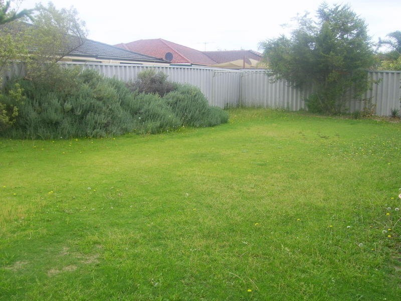 75 Chelmsford Avenue, Port Kennedy WA 6172