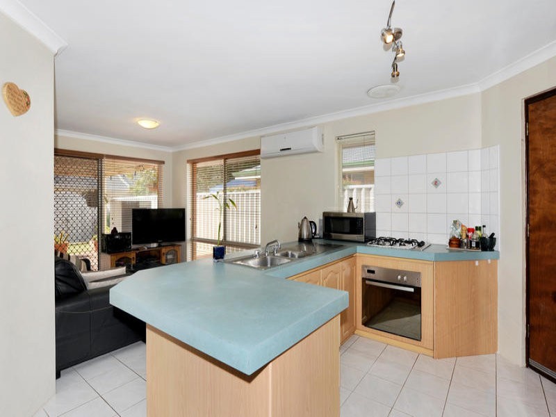 6 Mulloway Place, Warnbro WA 6169