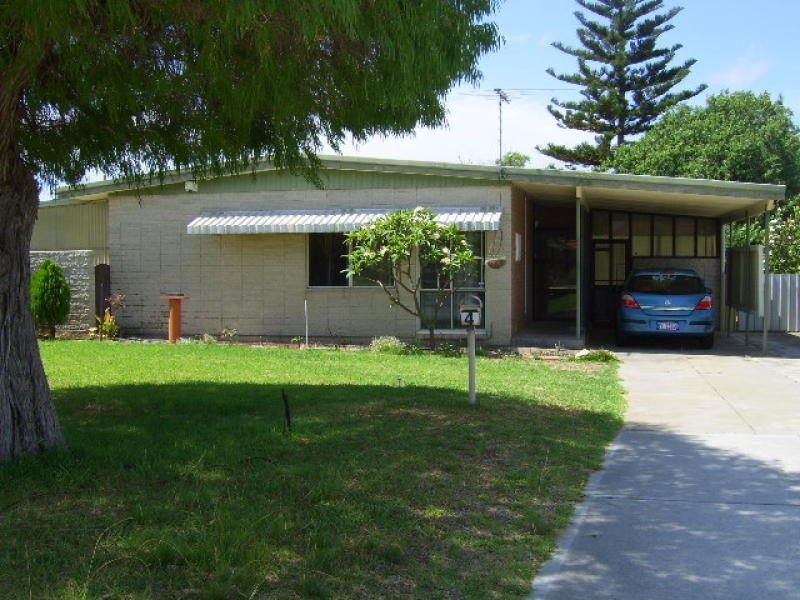 4 Gregson Street, Rockingham WA 6168