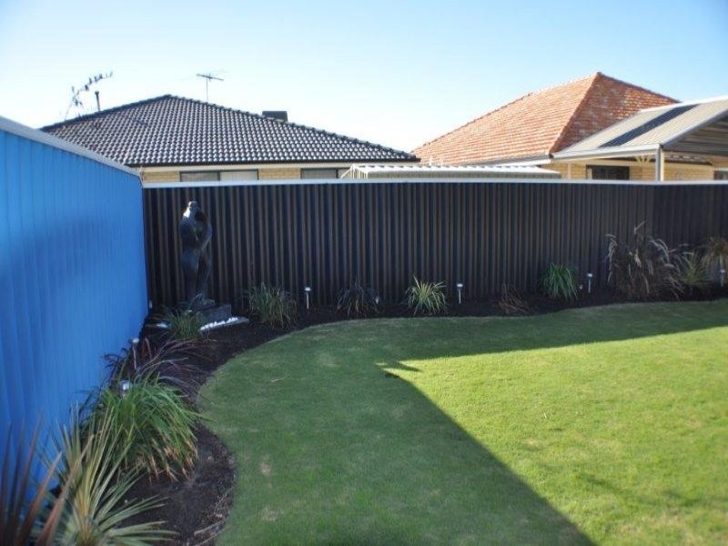 20 Pastrana Crescent, Port Kennedy WA 6172