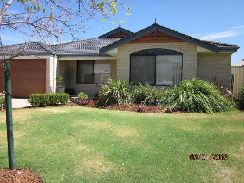 20 Pastrana Crescent, Port Kennedy WA 6172