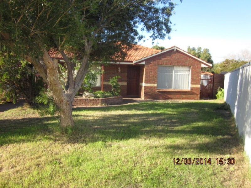 8 Stirling Close, Port Kennedy WA 6172