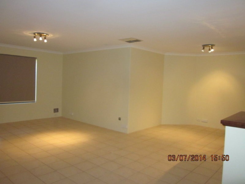 33 Belmez Turn, Port Kennedy WA 6172