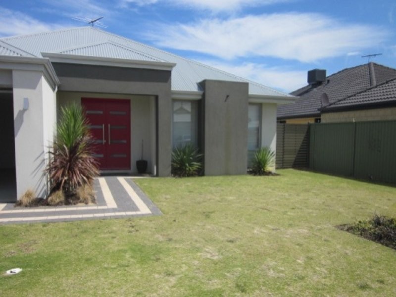 19 Emden Link, Port Kennedy WA 6172