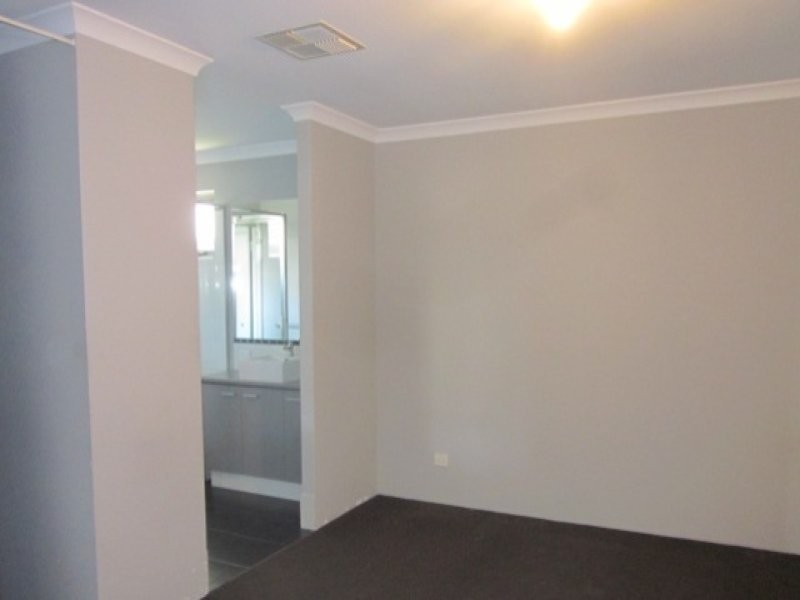 19 Emden Link, Port Kennedy WA 6172