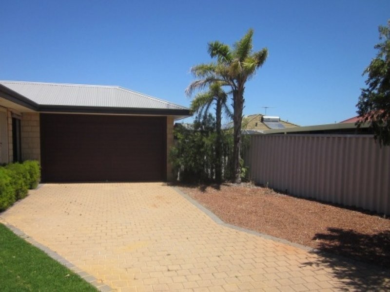 7 Mayflower Close, Port Kennedy WA 6172