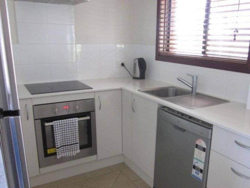 6 Bentley St, Singleton WA 6175