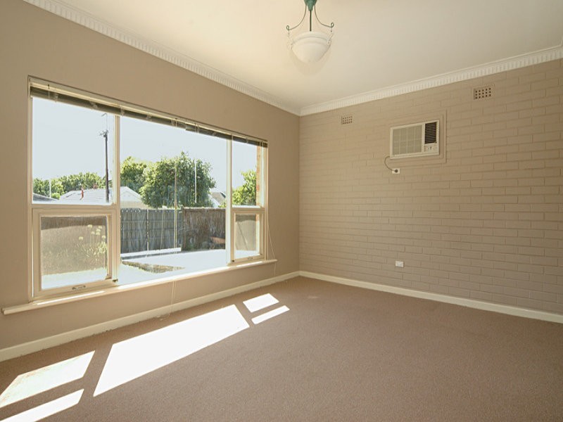 17 Fife Street, Vale Park SA 5081