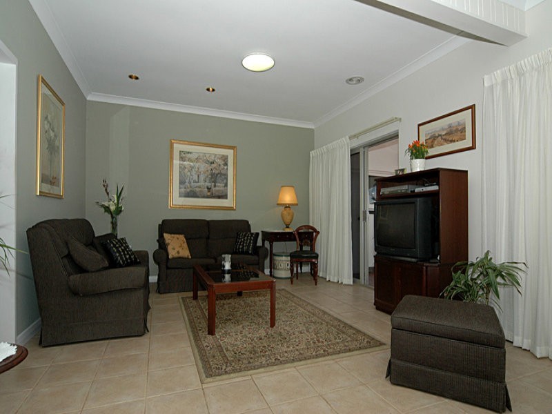 1 Debney Street, Fulham Gardens SA 5024