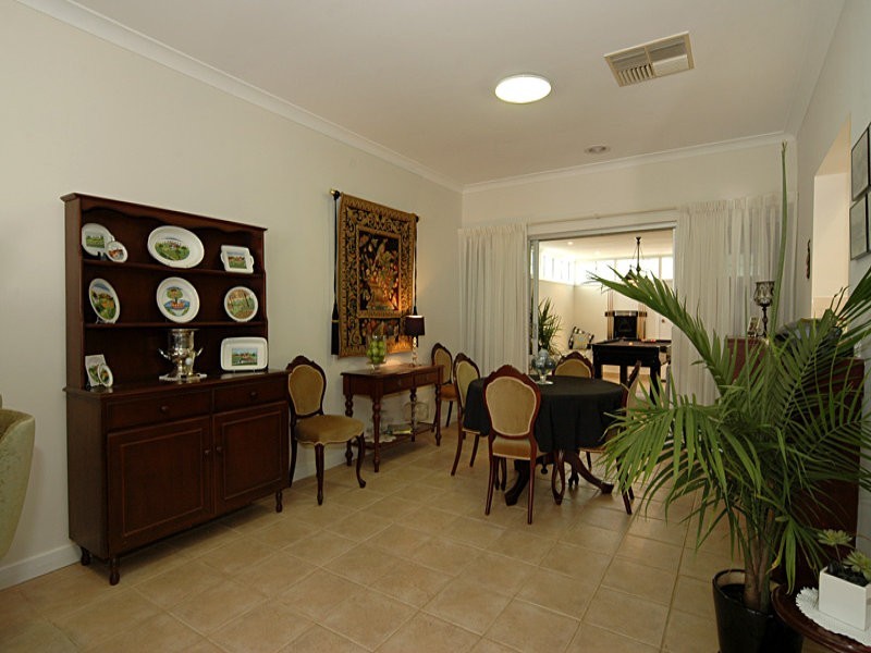 1 Debney Street, Fulham Gardens SA 5024