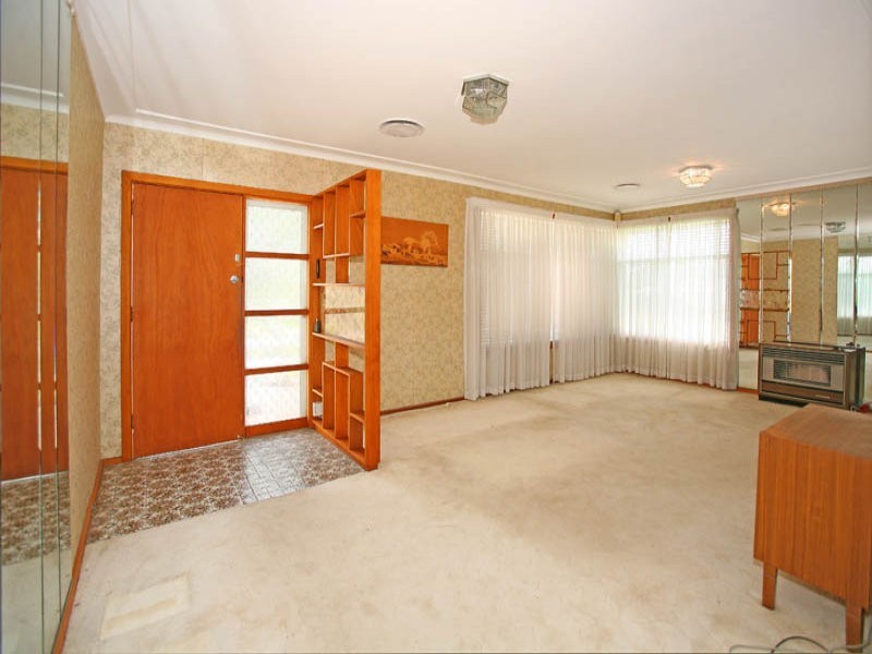 2 Paris Place, Miranda NSW 2228