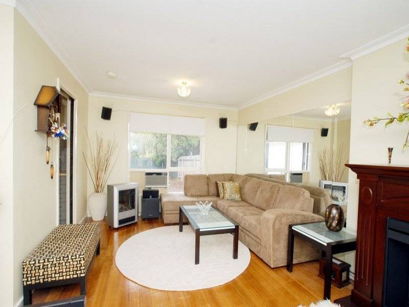 75 Gateshead Drive, Wantirna South VIC 3152