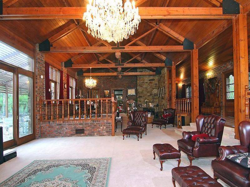 6 Benwerrin Drive, Wantirna VIC 3152