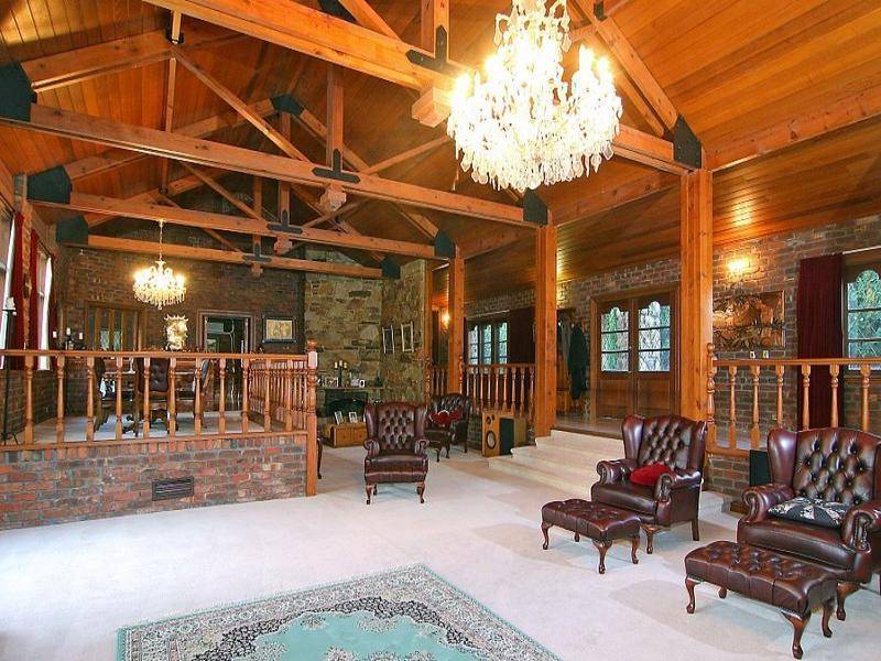 6 Benwerrin Drive, Wantirna VIC 3152