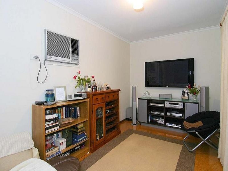 37 Blindcreek Lane, Wantirna South VIC 3152