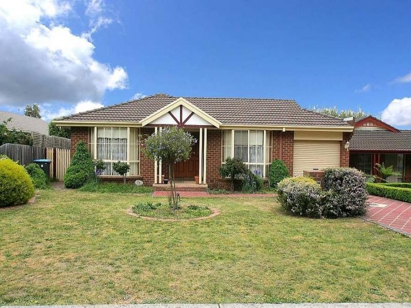 3 Wildwood Close, Knoxfield VIC 3180
