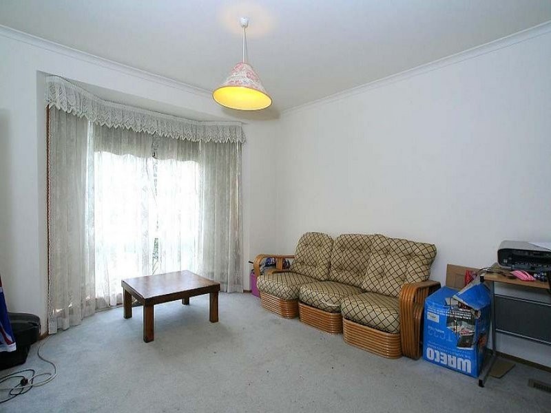 3 Wildwood Close, Knoxfield VIC 3180