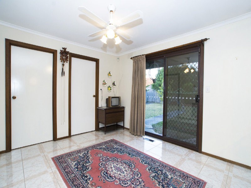 4 Tintern Crescent, Wantirna South VIC 3152