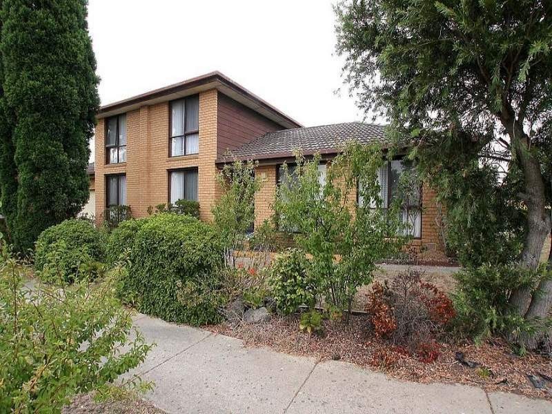 11 Mockridge Street, Wantirna South VIC 3152