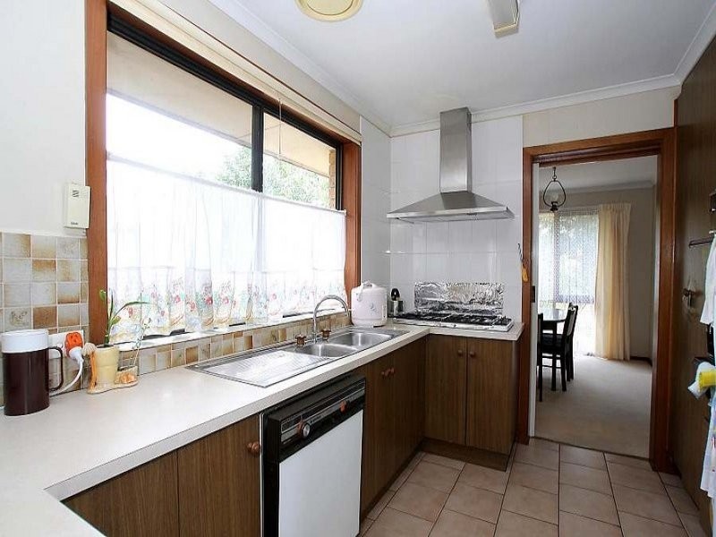 11 Mockridge Street, Wantirna South VIC 3152