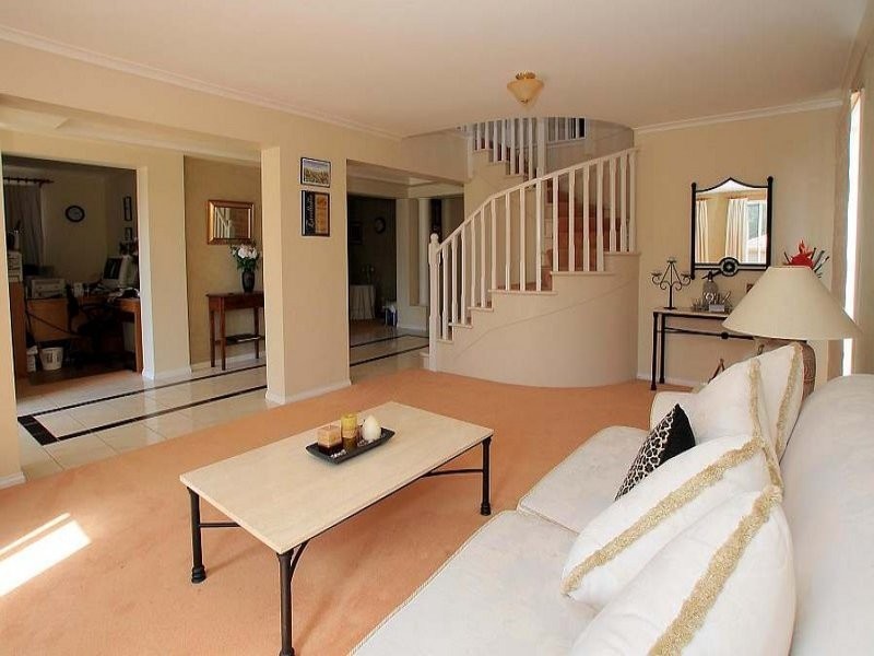 8 Vue Court, Rowville VIC 3178