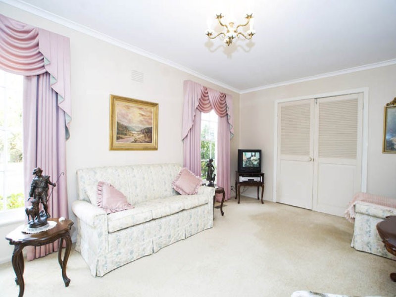 1 Cousin Drive, Wantirna South VIC 3152