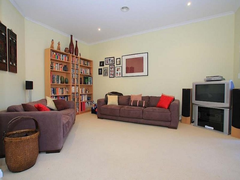 50 Bellbird Drive, Wantirna VIC 3152