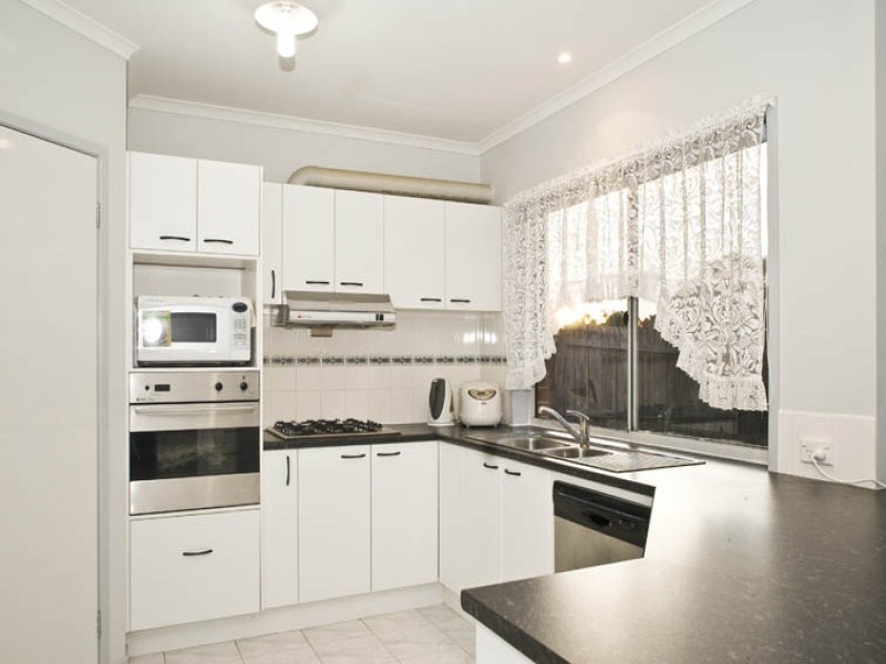 20 Earls Court, Wantirna South VIC 3152