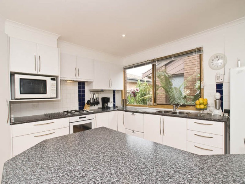 13 Anderson Court, Wantirna South VIC 3152