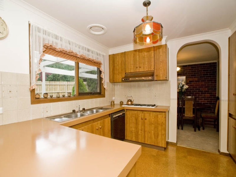 18 Rosalie Court, Wantirna South VIC 3152