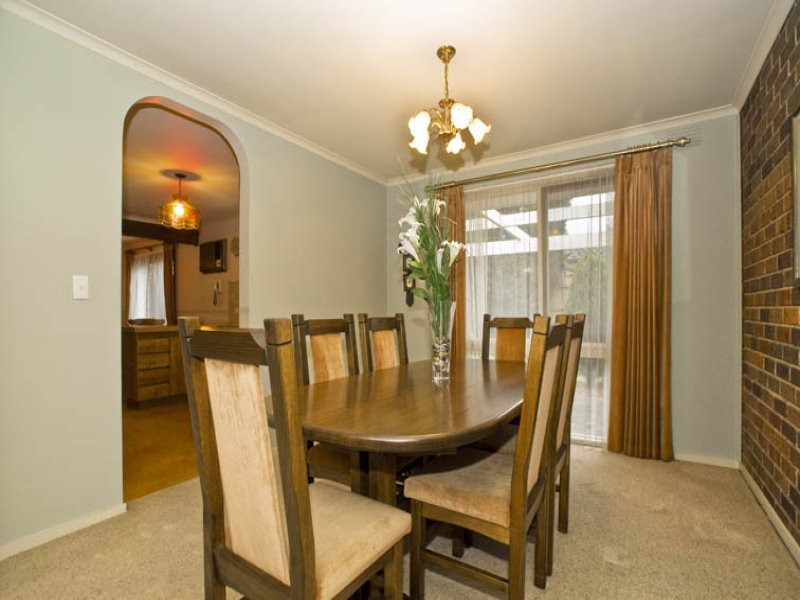 18 Rosalie Court, Wantirna South VIC 3152